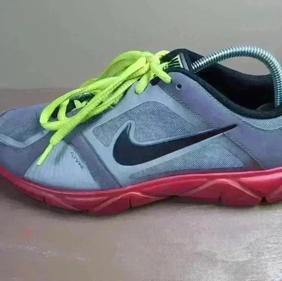 Nike Women's Free XT Quick Fit Flywire Running Shoes Size  8.5 Gray and Red - Picture 6 of 11